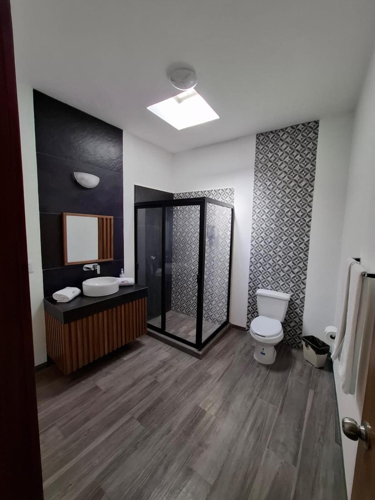 Hotel Aquiles Γκουανταλαχάρα Εξωτερικό φωτογραφία